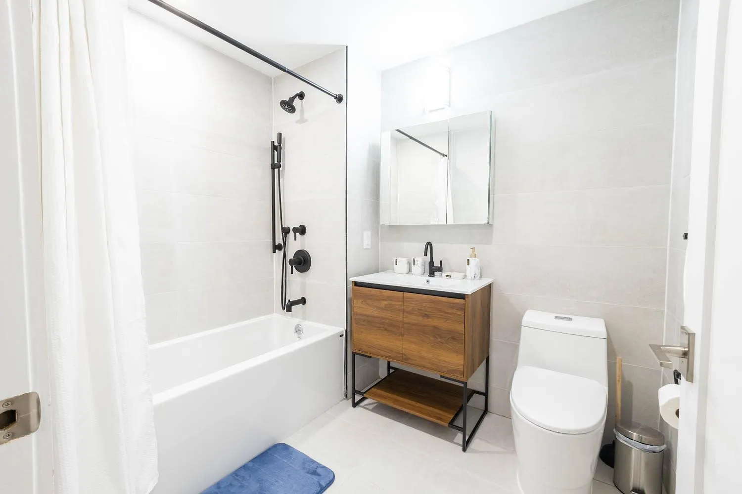 149Bk-202 New Condo 1Br In Prime Greenpoint Bk New York